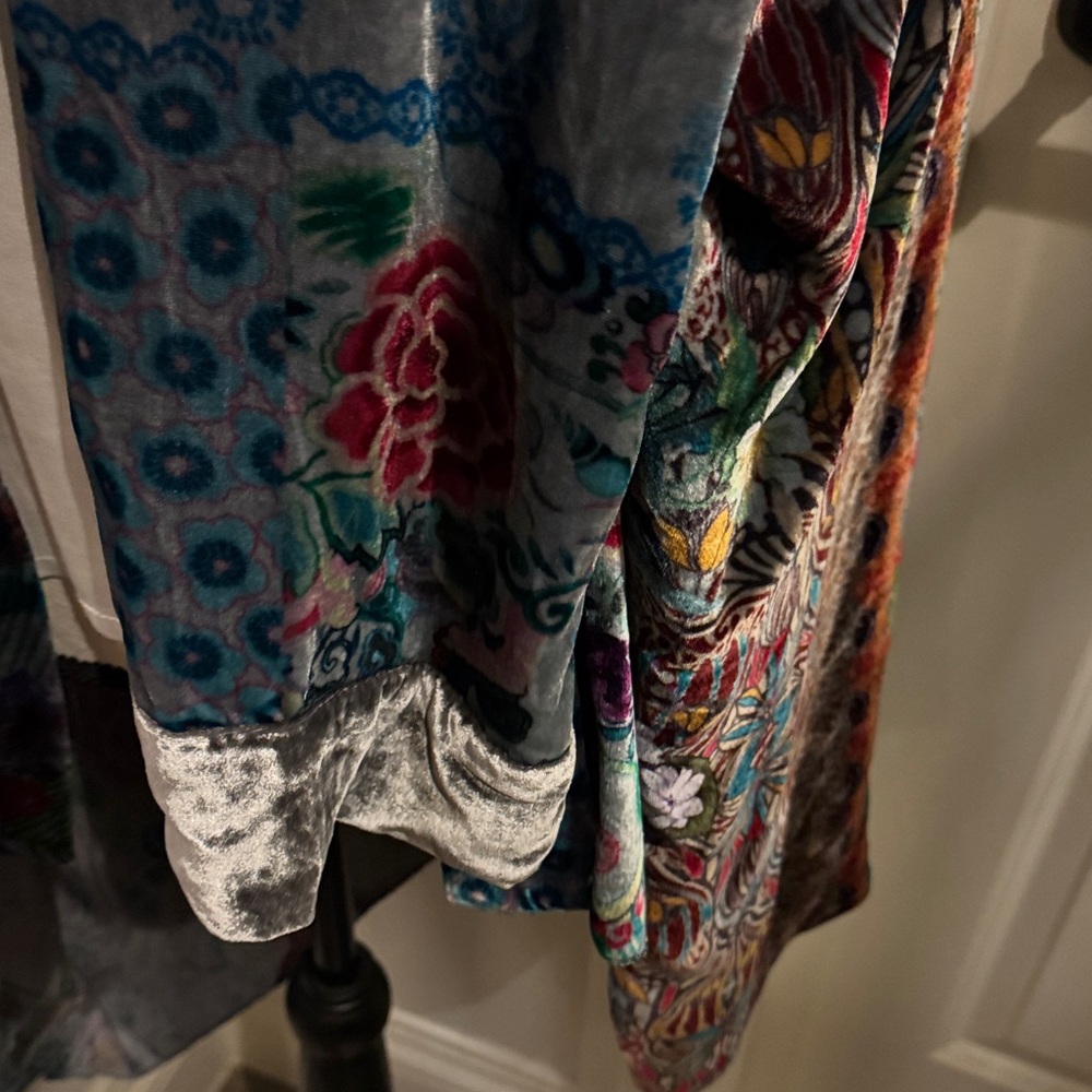 Johnny Was Multicolor Patterned Cardigan - Picture 5 of 16